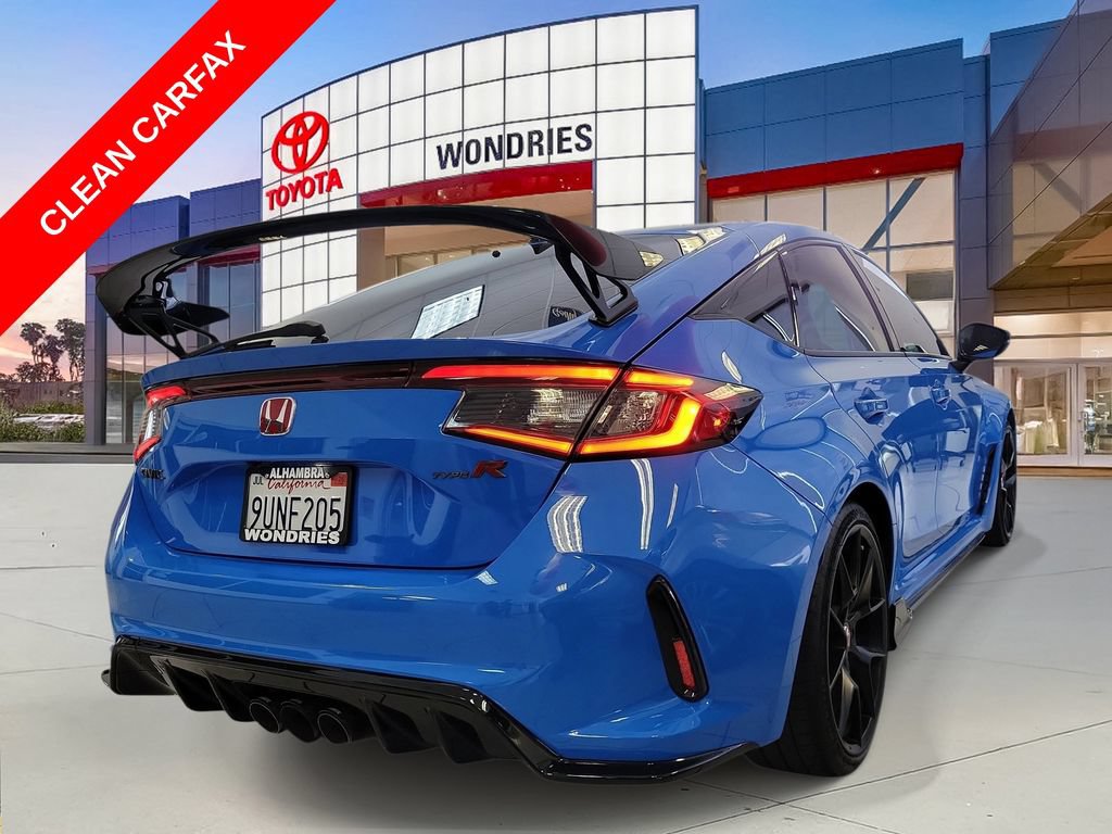 Used 2025 Honda Civic Type R image 5