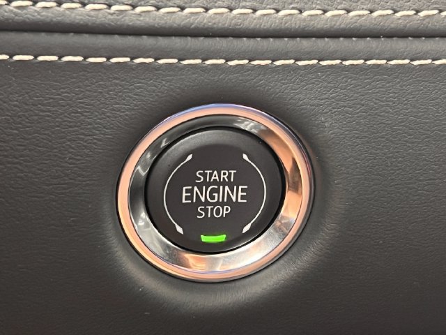 New 2027 Cadillac Escalade ESV V AWD/4WD image 18
