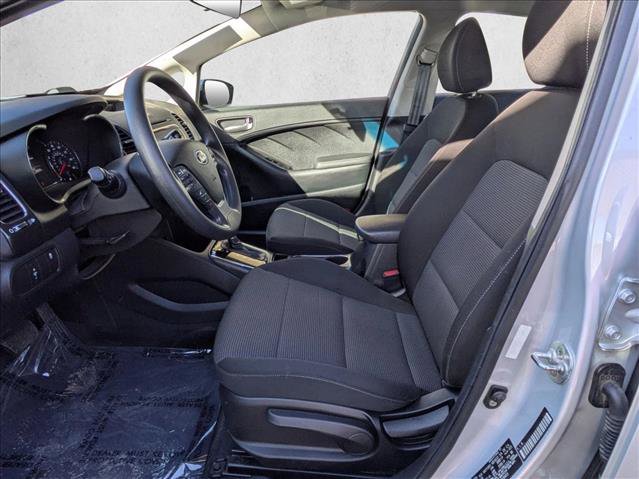 Used 2018 Kia Forte LX image 11