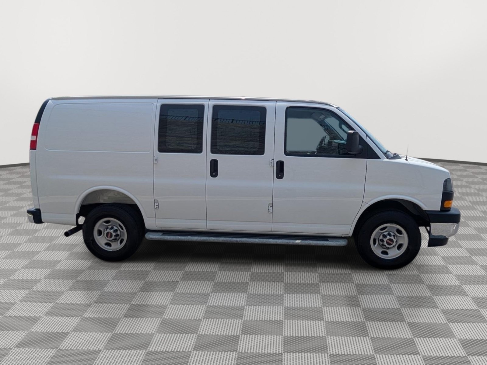 Used 2025 GMC Savana 2500 w/ Driver Convenience Package RWD image 6