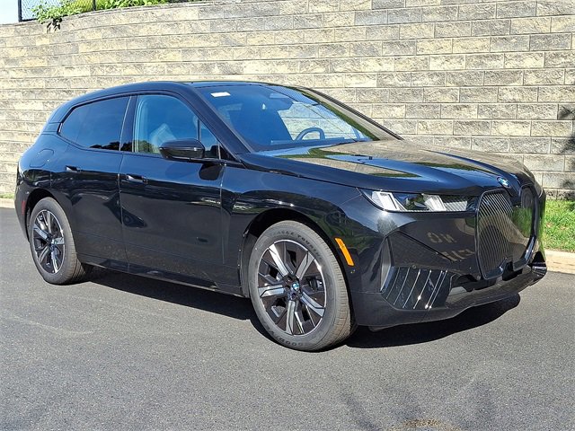 New 2026 BMW iX xDrive60 w/ Premium Package