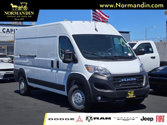 New 2026 RAM ProMaster 2500 w/ Convenience Group FWD image 1