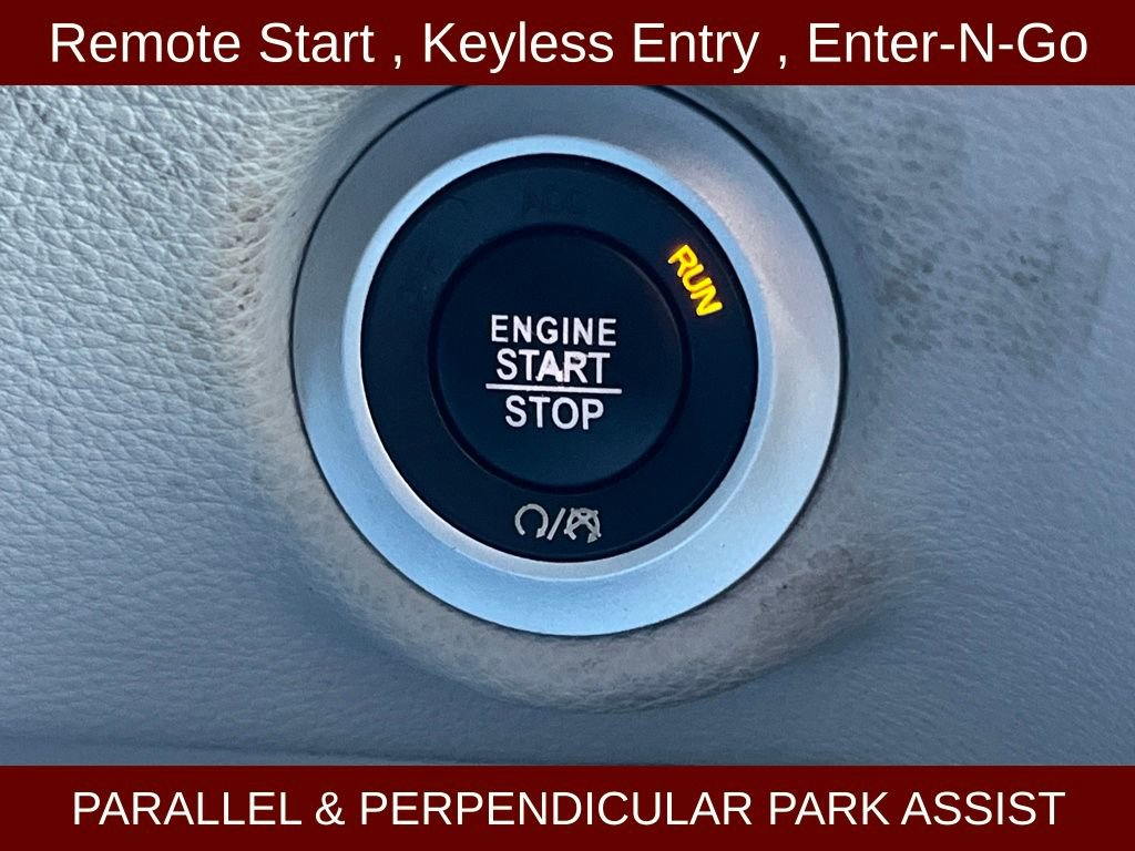 Used 2017 Chrysler Pacifica Limited w/ UConnect Theater Package image 9