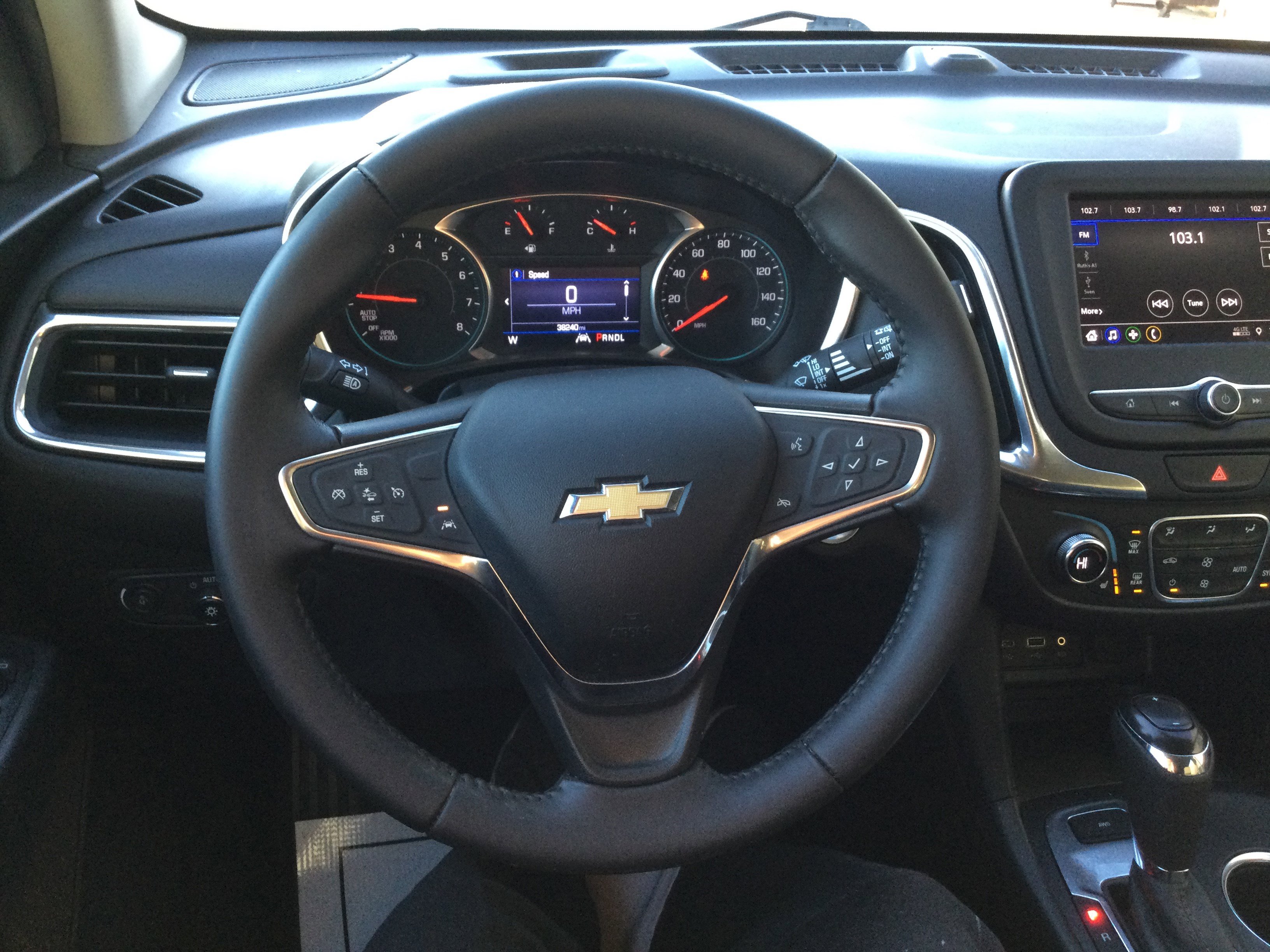 Used 2020 Chevrolet Equinox LT image 17