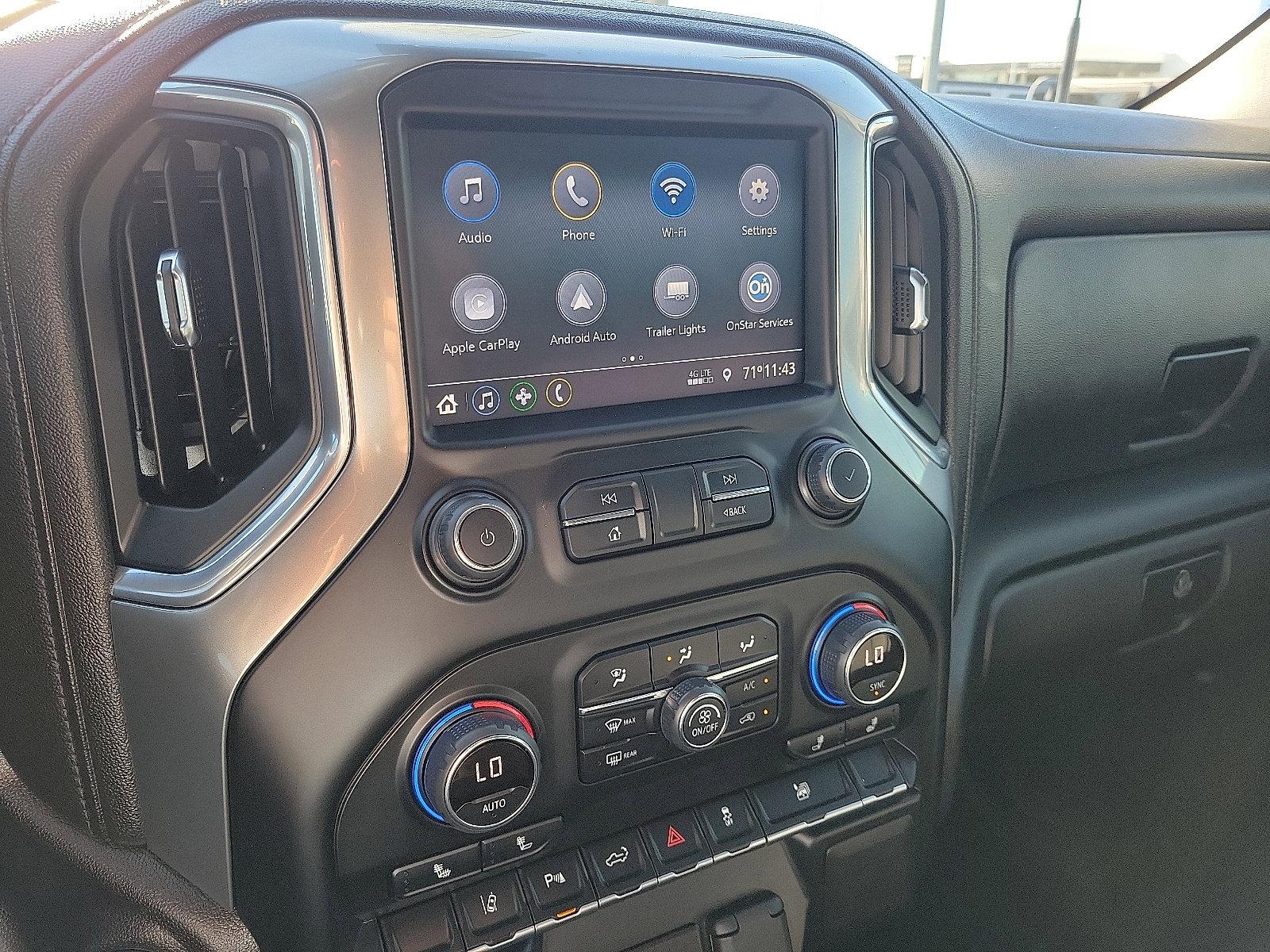 Used 2023 Chevrolet Silverado 2500 LT w/ Convenience Package image 17