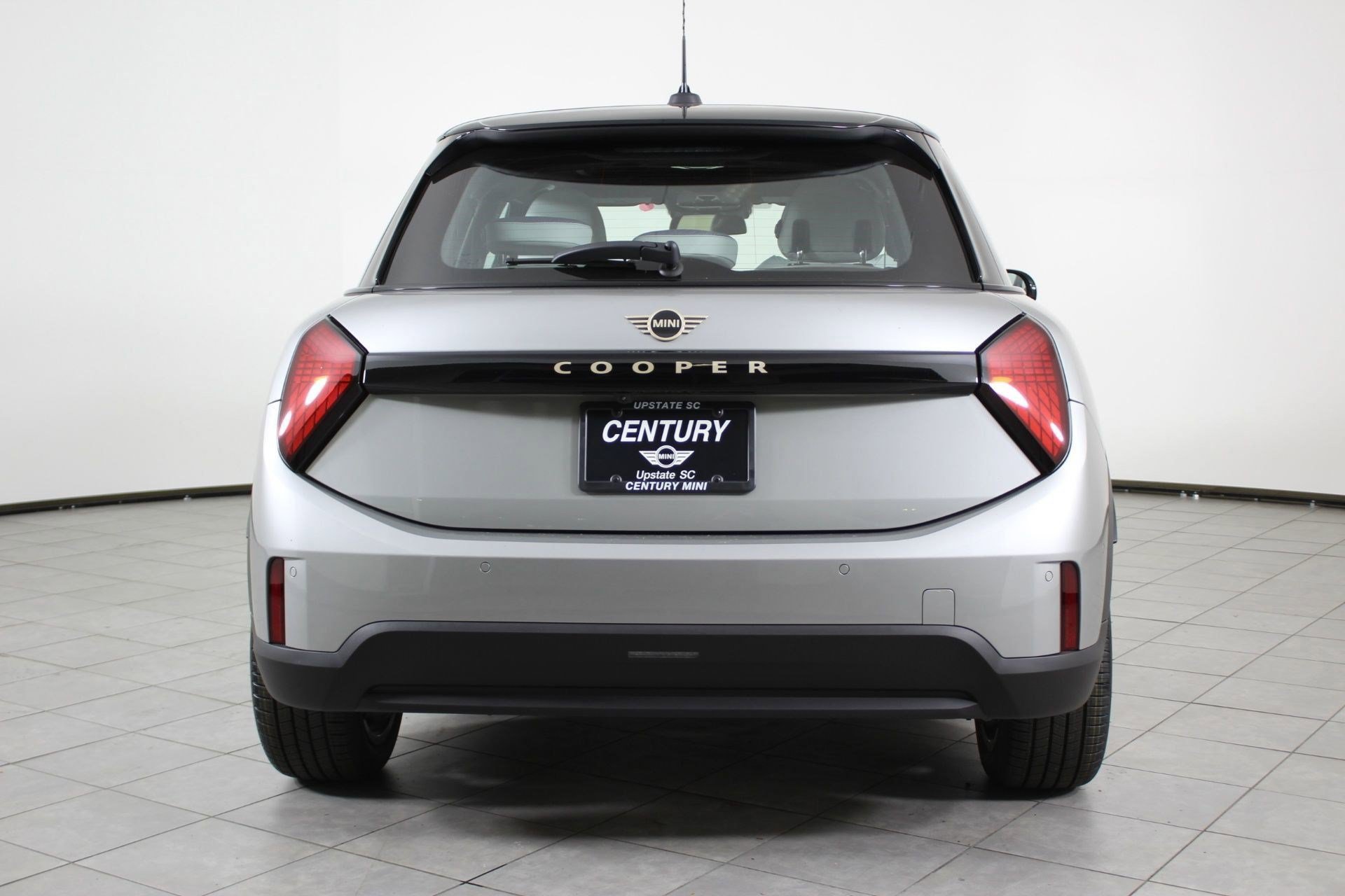Used 2026 MINI Cooper 4-Door Hardtop FWD image 10