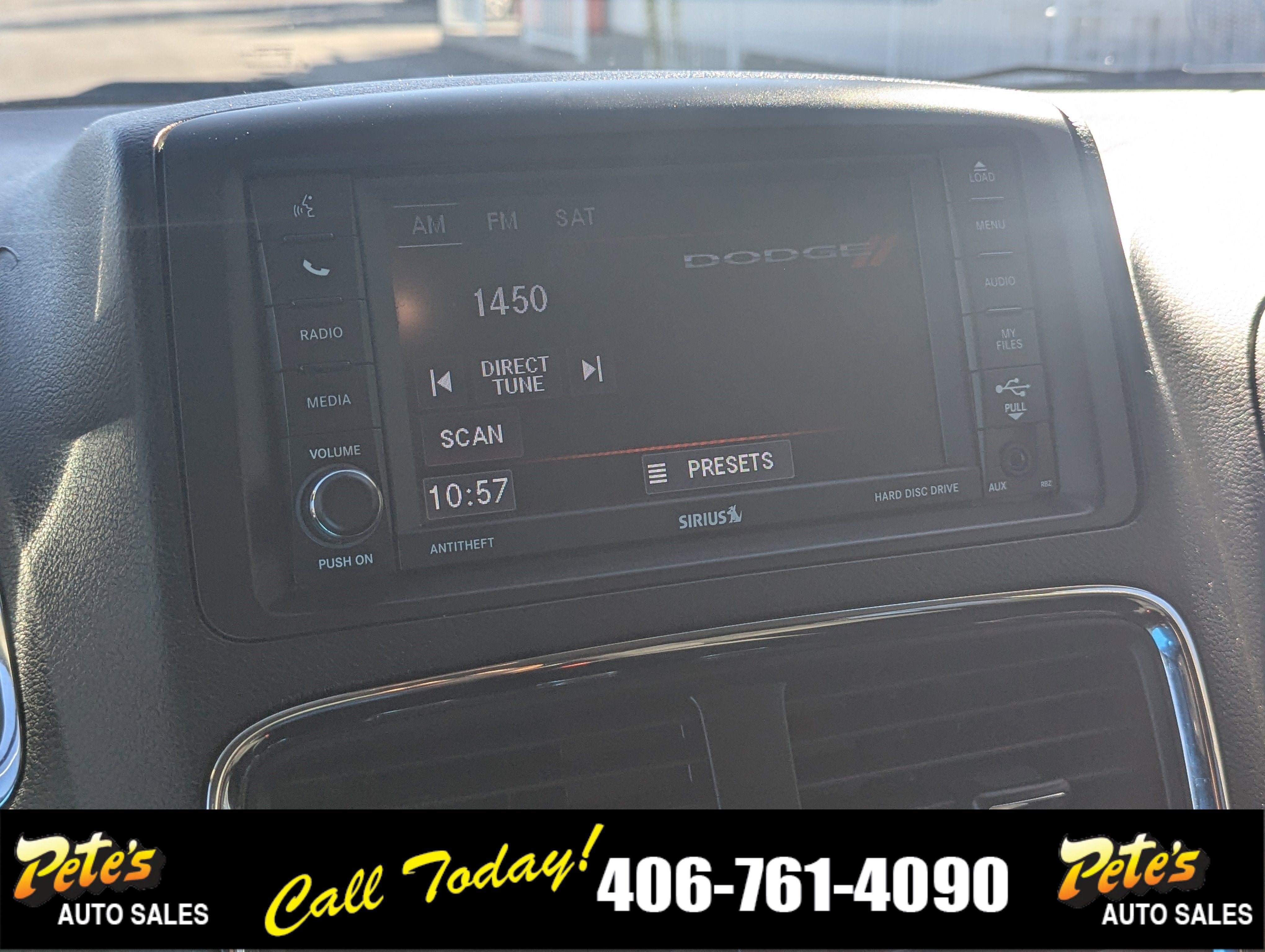 Used 2018 Dodge Grand Caravan SE w/ UConnect Hands-Free Group FWD image 20