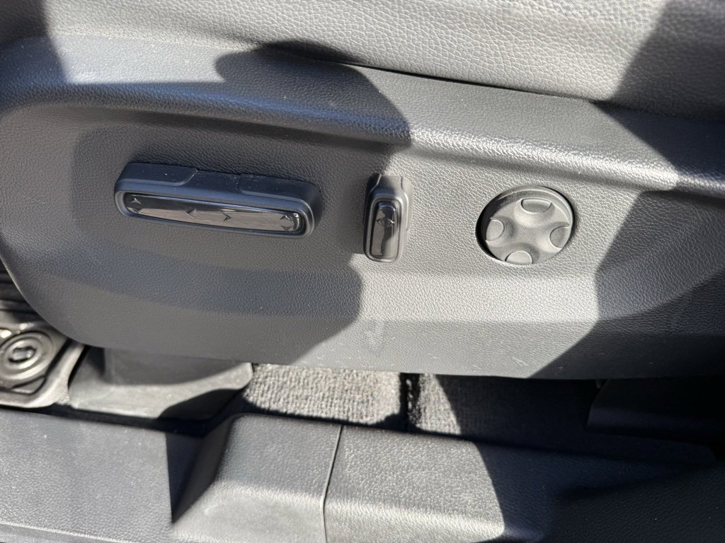 Used 2025 Honda Odyssey EX-L image 17