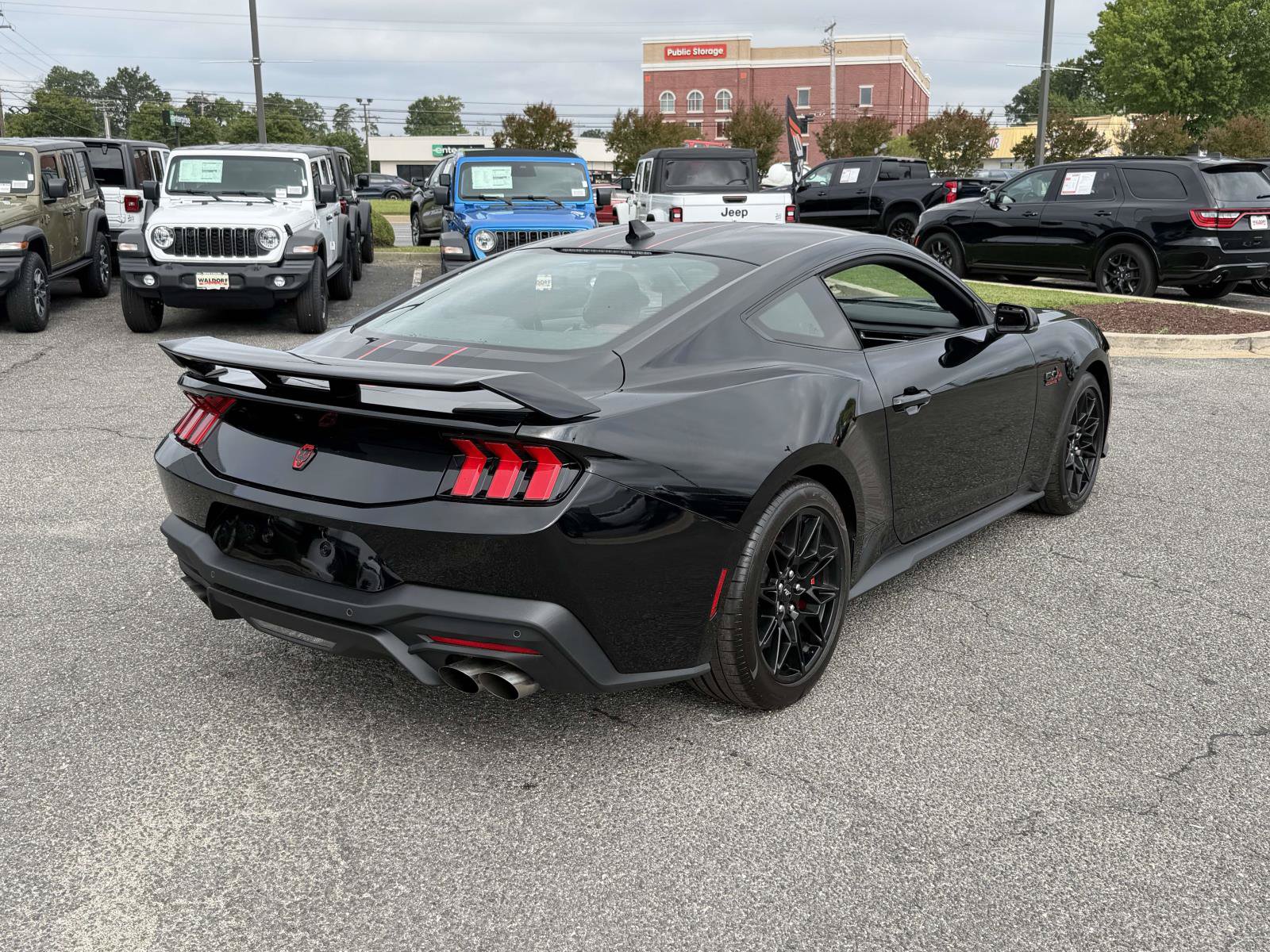 Used 2025 Ford Mustang GT Premium w/ GT Performance Package RWD video 2