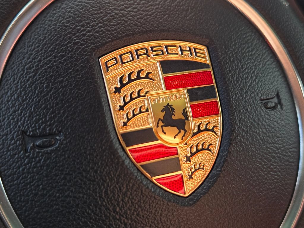 Used 2015 Porsche Macan Turbo AWD/4WD image 32