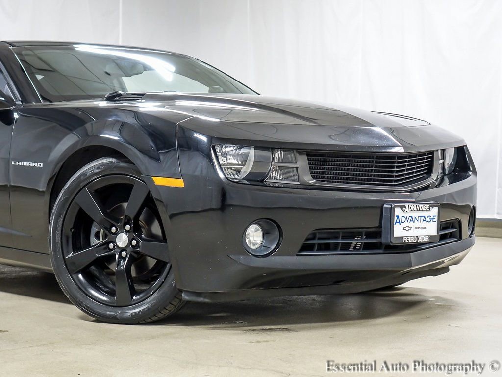 Used 2011 Chevrolet Camaro LS w/ Bluetooth Package RWD image 3