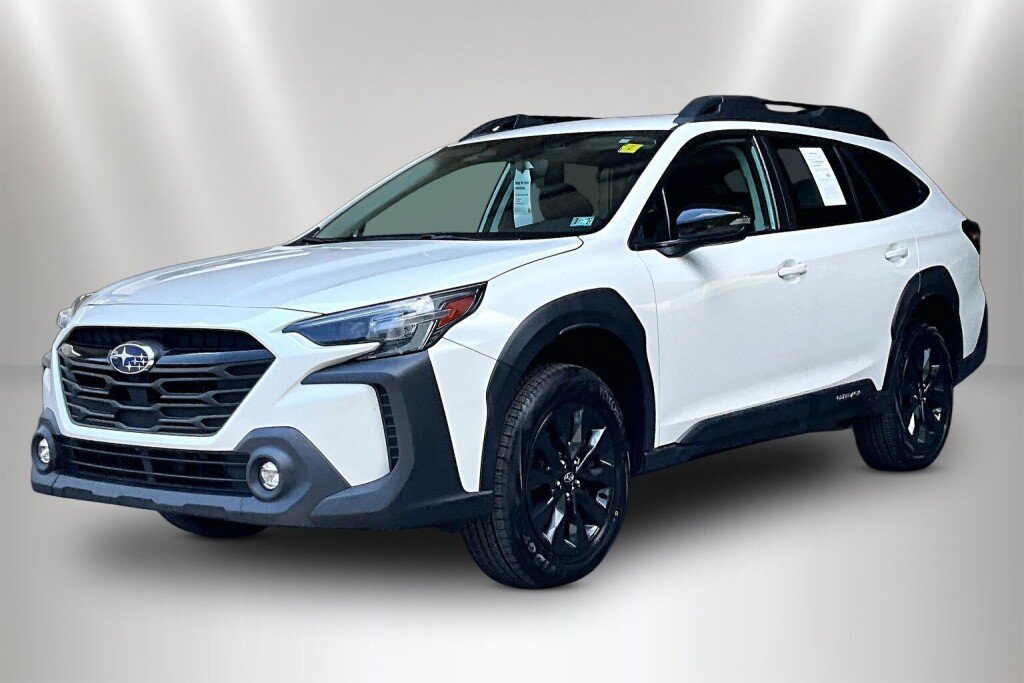 Certified 2023 Subaru Outback Onyx Edition AWD/4WD image 3