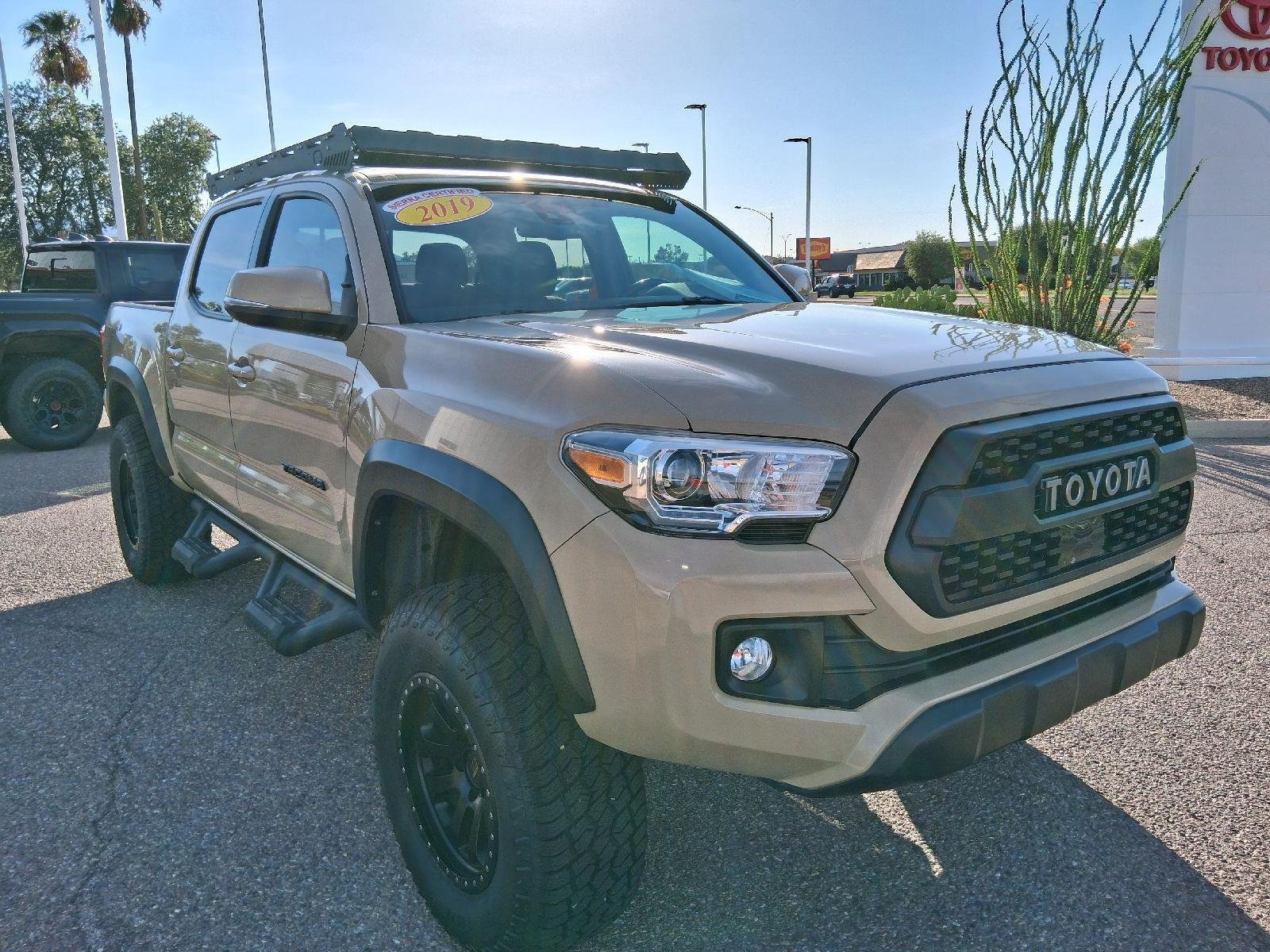 Used 2019 Toyota Tacoma TRD Off-Road w/ Technology Package AWD/4WD image 7