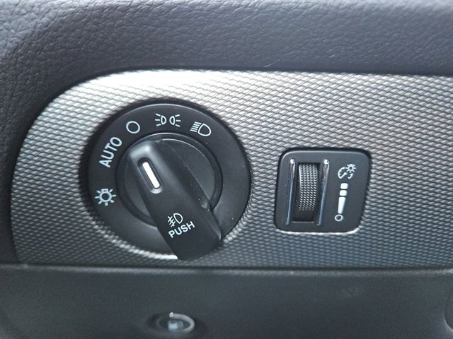 Used 2020 Dodge Durango GT image 28