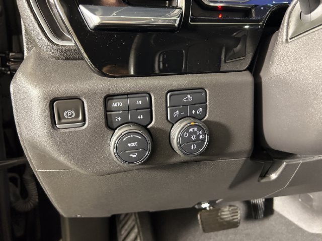 Used 2023 Chevrolet Silverado 1500 LT Trail Boss w/ Protection Package AWD/4WD image 17