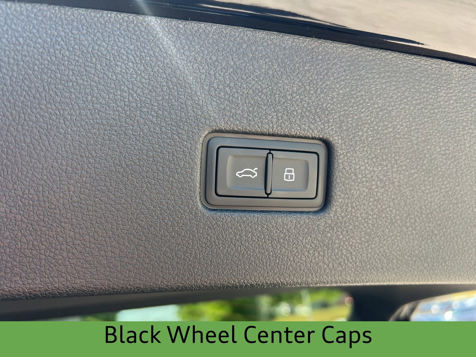 New 2026 Audi SQ8 Premium Plus AWD/4WD image 35