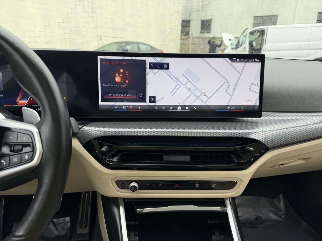 Used 2025 BMW 330i xDrive Sedan AWD/4WD image 19