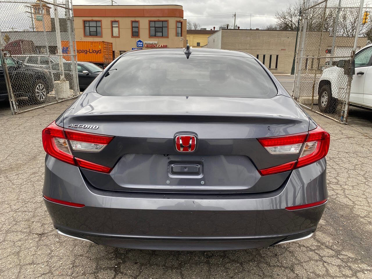 Used 2018 Honda Accord EX-L image 10