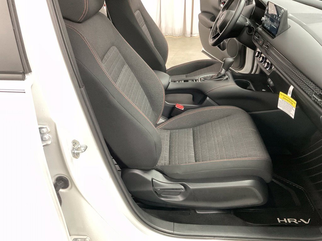 Used 2026 Honda HR-V Sport image 37