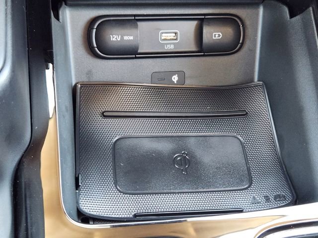 Used 2022 Kia Telluride EX w/ EX Premium Package image 20