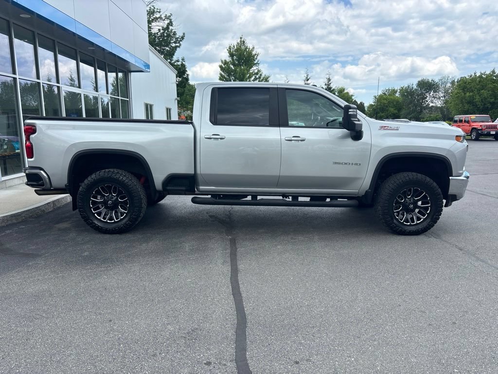 Used 2020 Chevrolet Silverado 3500 LT w/ All Star Edition AWD/4WD image 6