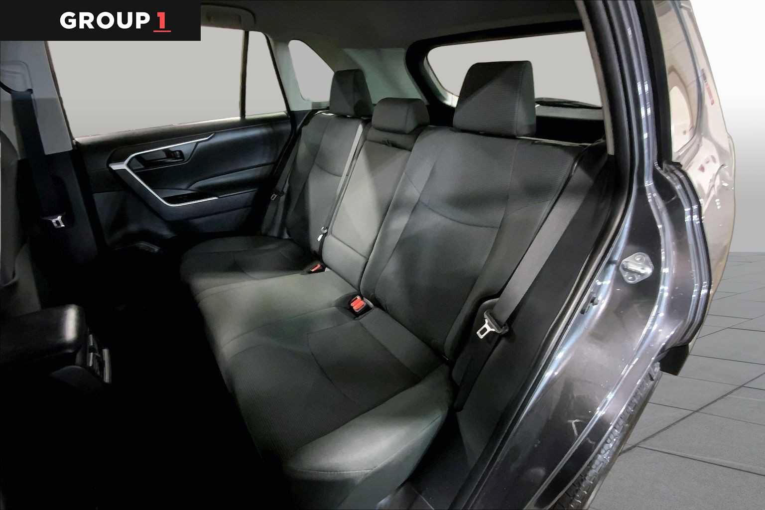 Used 2025 Toyota RAV4 LE AWD/4WD image 21