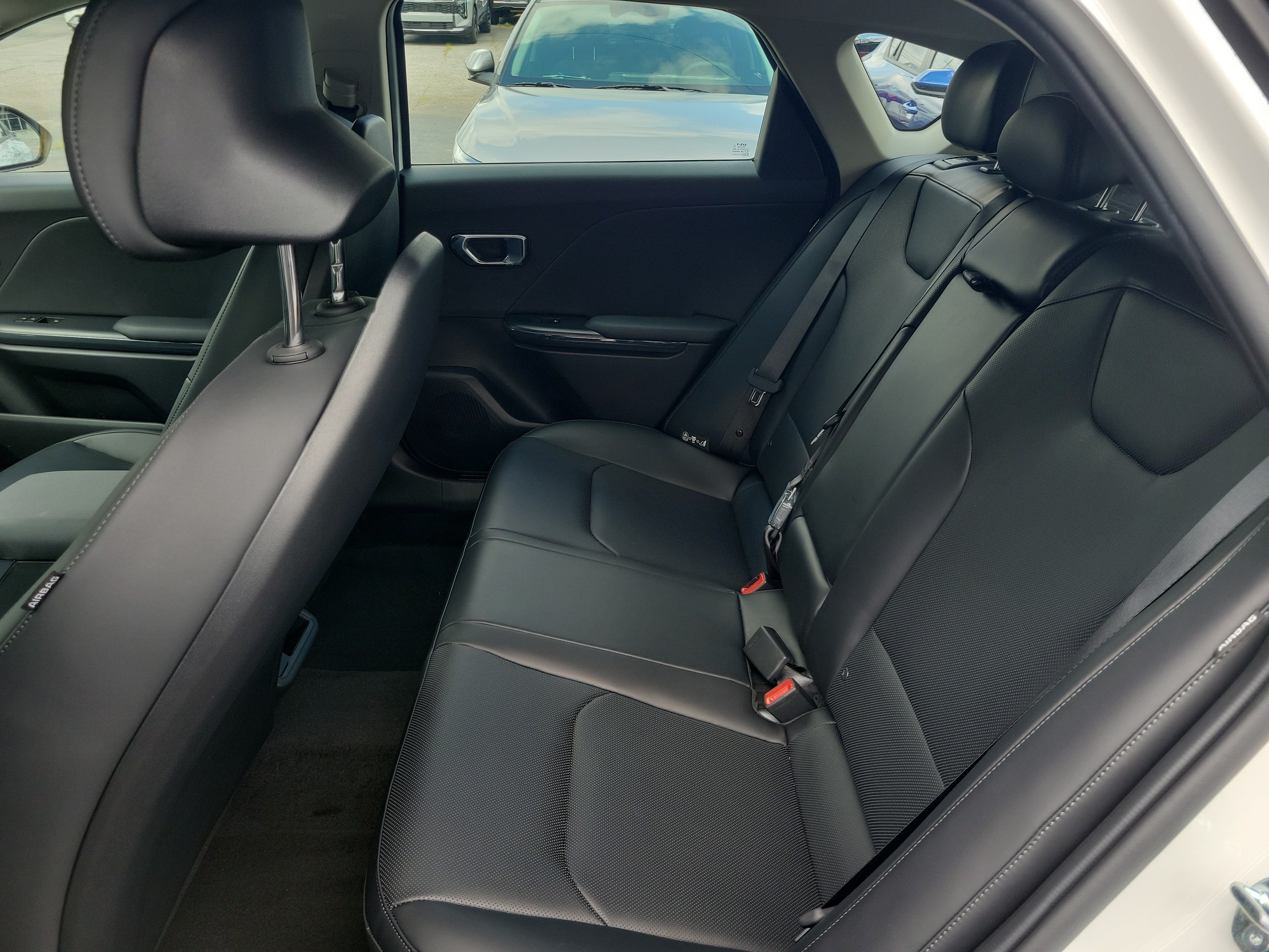 New 2026 Kia K4 EX FWD image 10