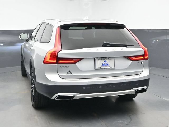 Used 2018 Volvo V90 T5 Cross Country w/ Plus Package AWD/4WD image 7