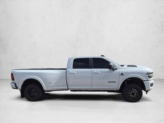 Used 2025 RAM 3500 Limited AWD/4WD image 4