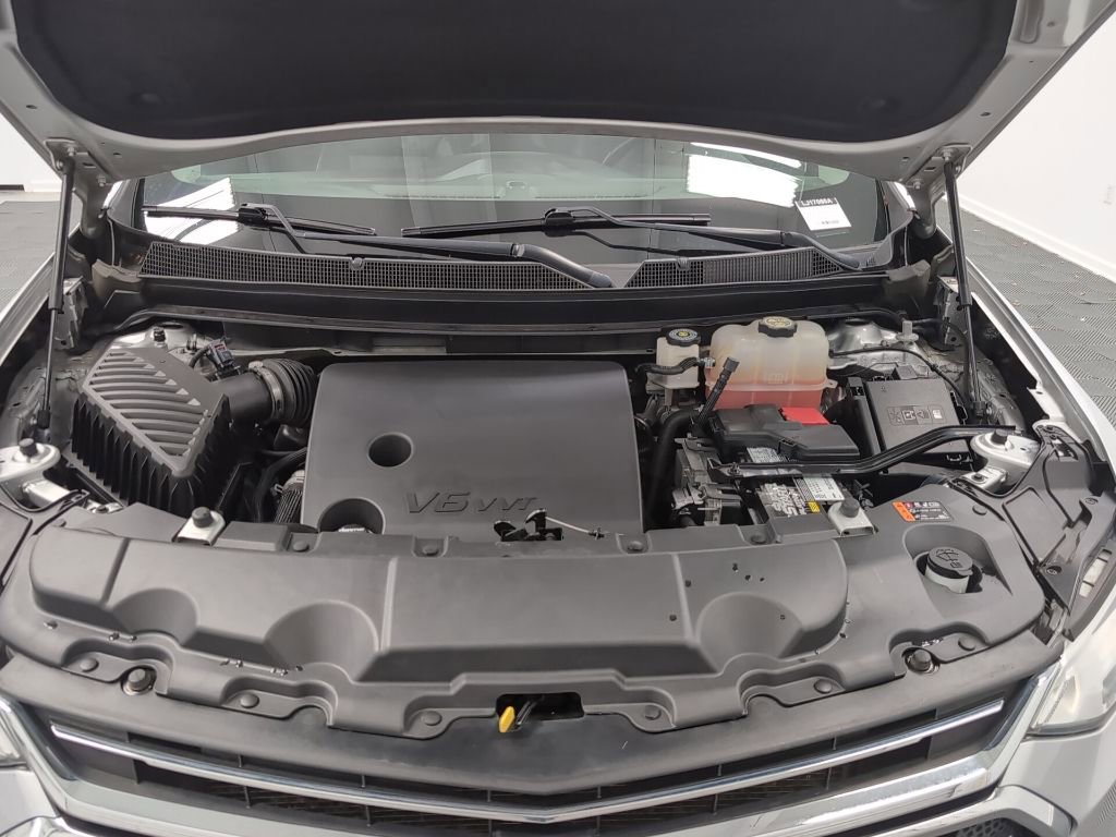 Used 2021 Chevrolet Traverse LT w/ LT Premium Package image 38