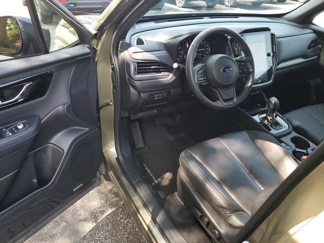 Certified 2025 Subaru Forester Limited w/ Popular Package #1 AWD/4WD image 10
