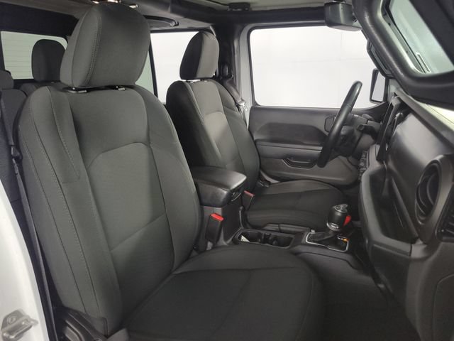 Used 2022 Jeep Gladiator Sport AWD/4WD image 15