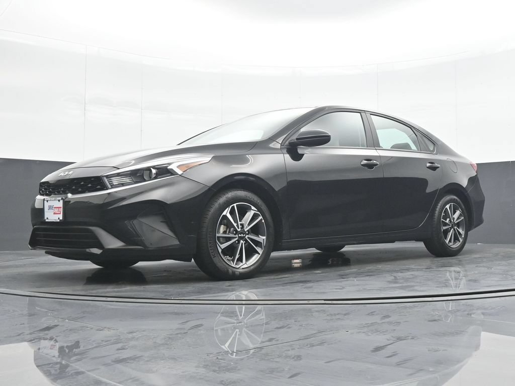 Used 2023 Kia Forte LXS FWD image 26