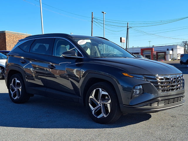 Certified 2023 Hyundai Tucson Limited w/ Cargo Package image 3