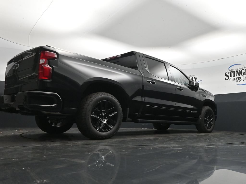 Certified 2025 Chevrolet Silverado 1500 High Country w/ Midnight Edition RWD image 32