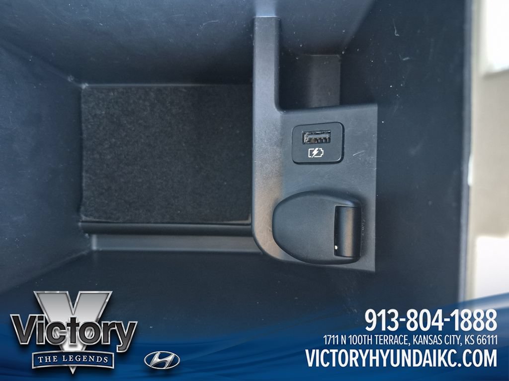 Used 2019 Nissan Rogue SL w/ Premium Package AWD/4WD image 18
