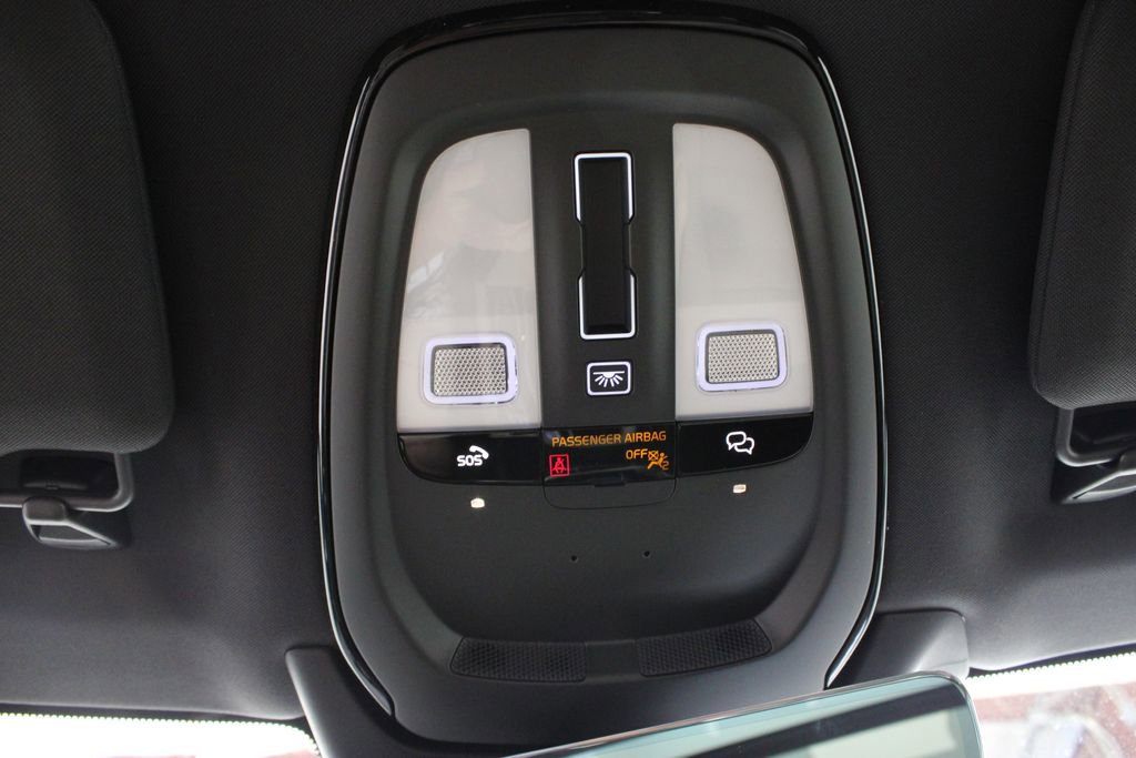 New 2026 Volvo XC90 B6 Plus w/ Protection Package Premier image 30