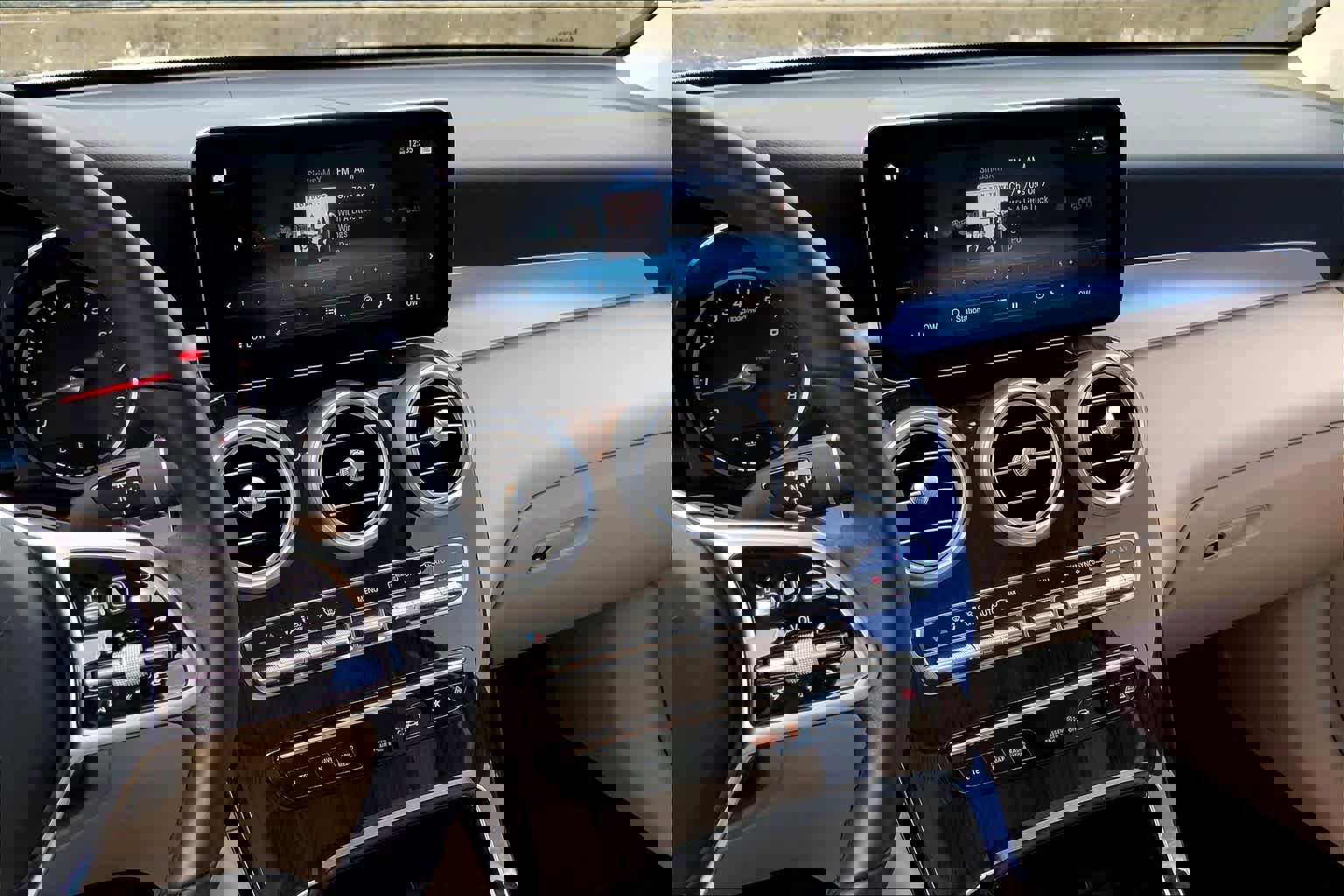 Certified 2022 Mercedes-Benz GLC 300 image 6