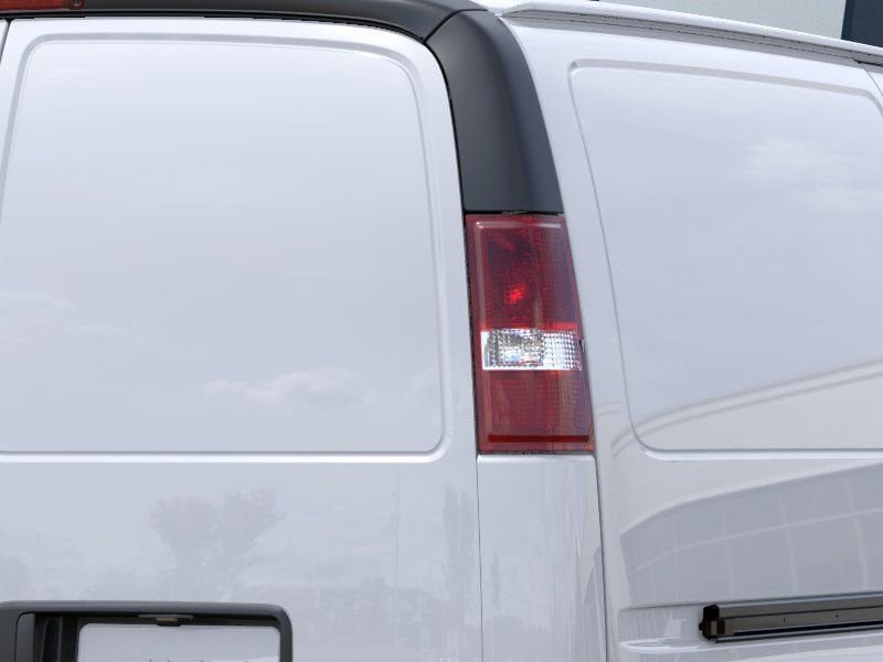 New 2025 GMC Savana 2500 w/ Driver Convenience Package RWD image 11