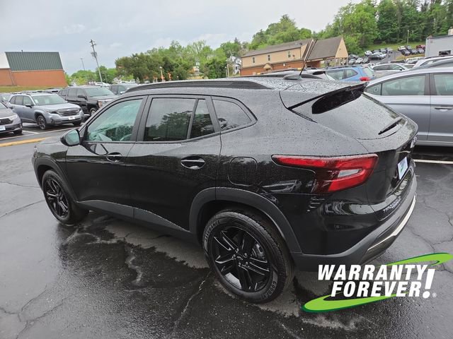 Used 2026 Chevrolet Trax ACTIV FWD image 5