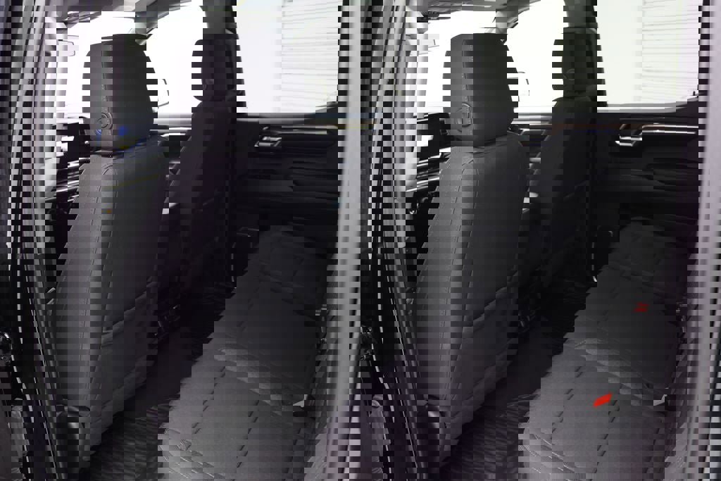 Used 2023 Chevrolet Silverado 1500 LT image 14