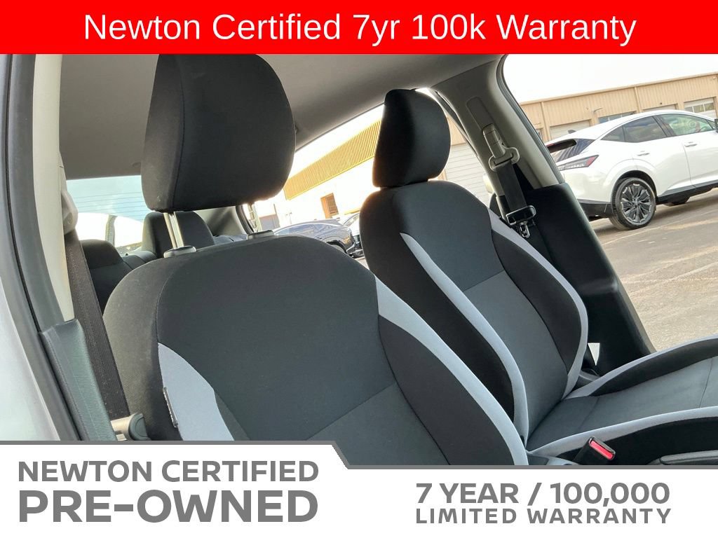 Used 2025 Nissan Versa S w/ Trunk Package FWD image 14