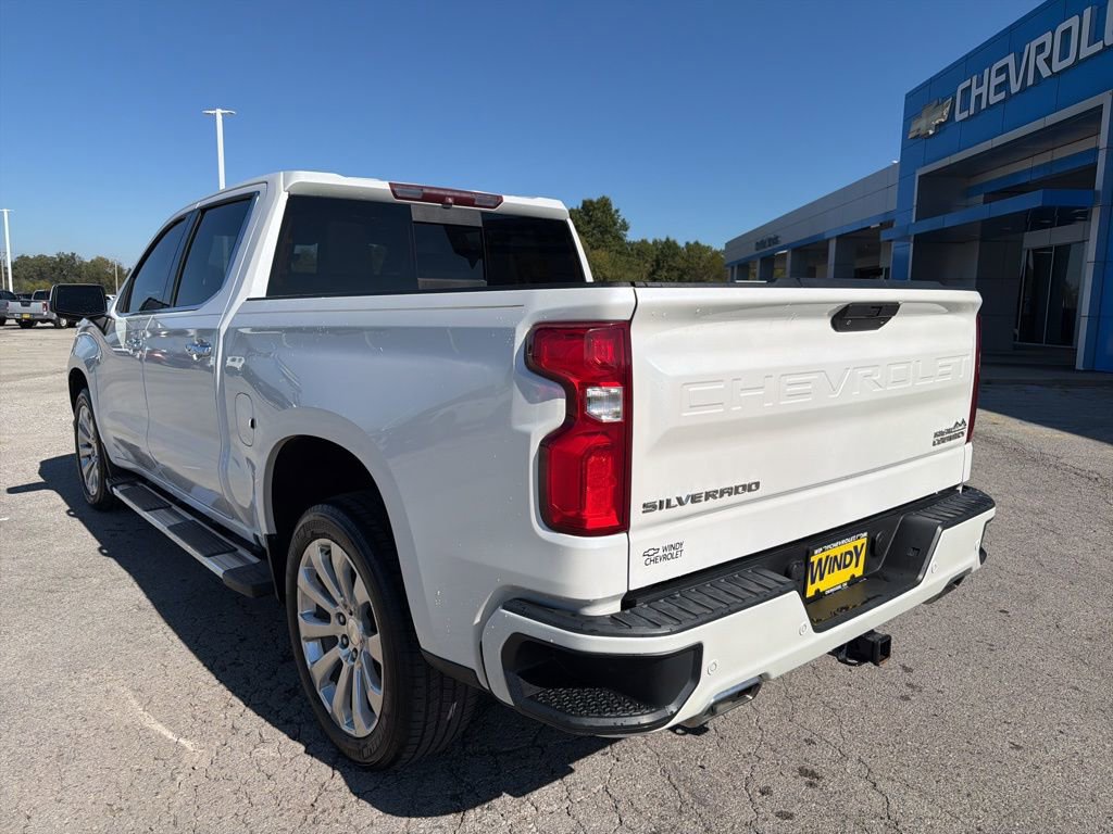 Used 2019 Chevrolet Silverado 1500 High Country w/ Technology Package AWD/4WD image 8