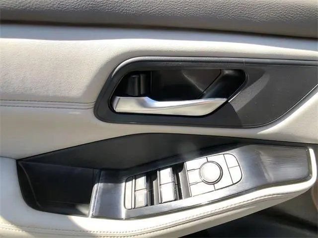 New 2026 Nissan Rogue SV w/ SV Premium Package image 9