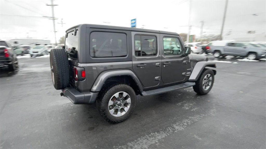 Used 2022 Jeep Wrangler Unlimited Sahara w/ Cold Weather Group image 8