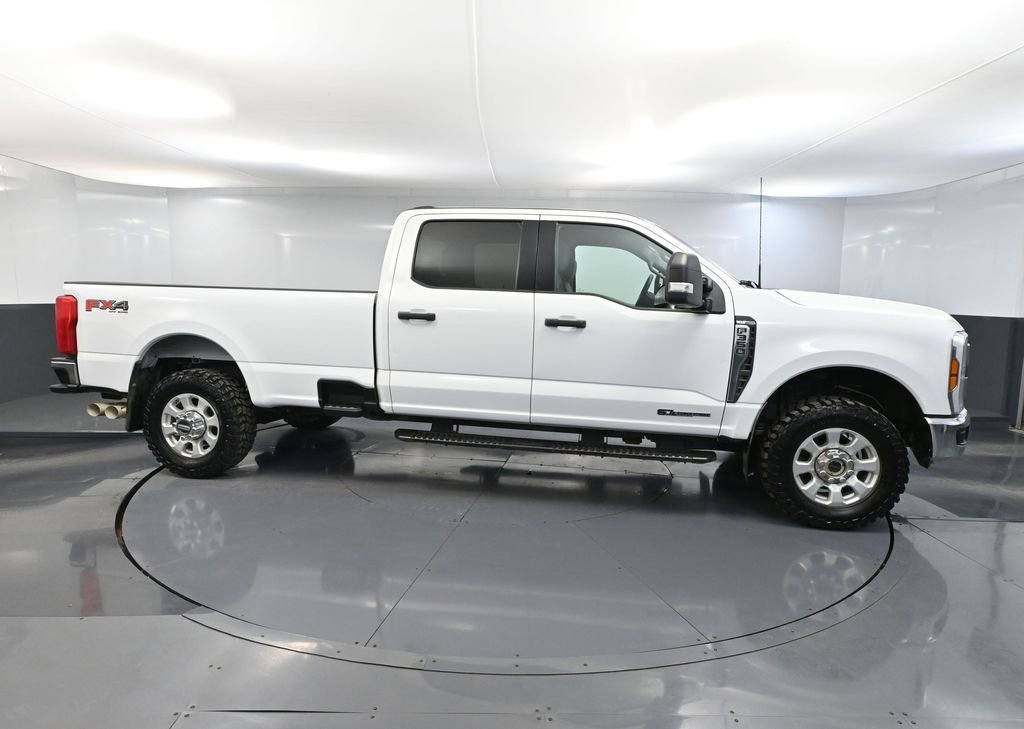 Used 2024 Ford F350 XLT w/ FX4 Off-Road Package image 4