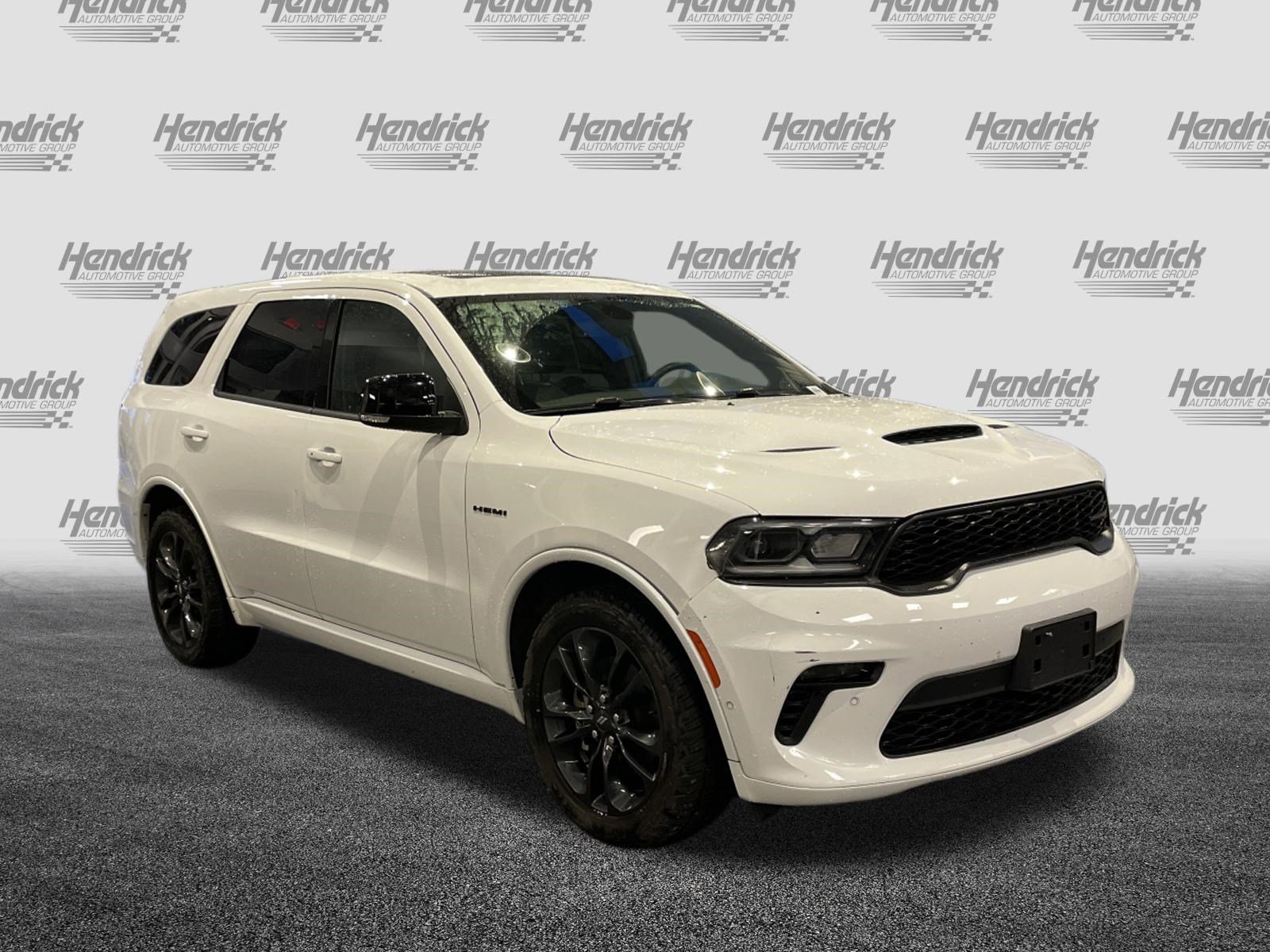 Used 2022 Dodge Durango R/T w/ Blacktop Package AWD/4WD image 2