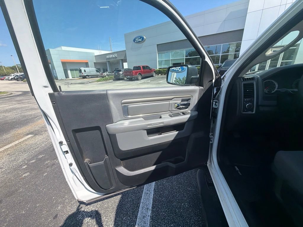 Used 2015 RAM 1500 Tradesman w/ Power & Remote Entry Group RWD image 14