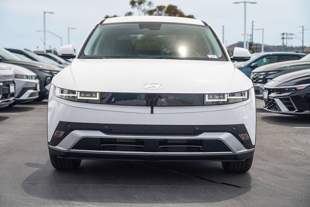 New 2025 Hyundai Ioniq 5 SE RWD image 4