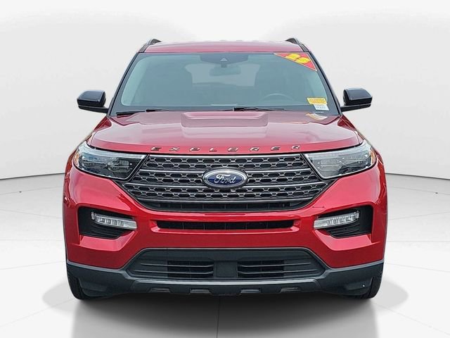 Used 2023 Ford Explorer XLT w/ Equipment Group 202A RWD image 8